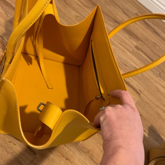 Celine Large Leather PhantomYellow Tote - Picture 10 of 16